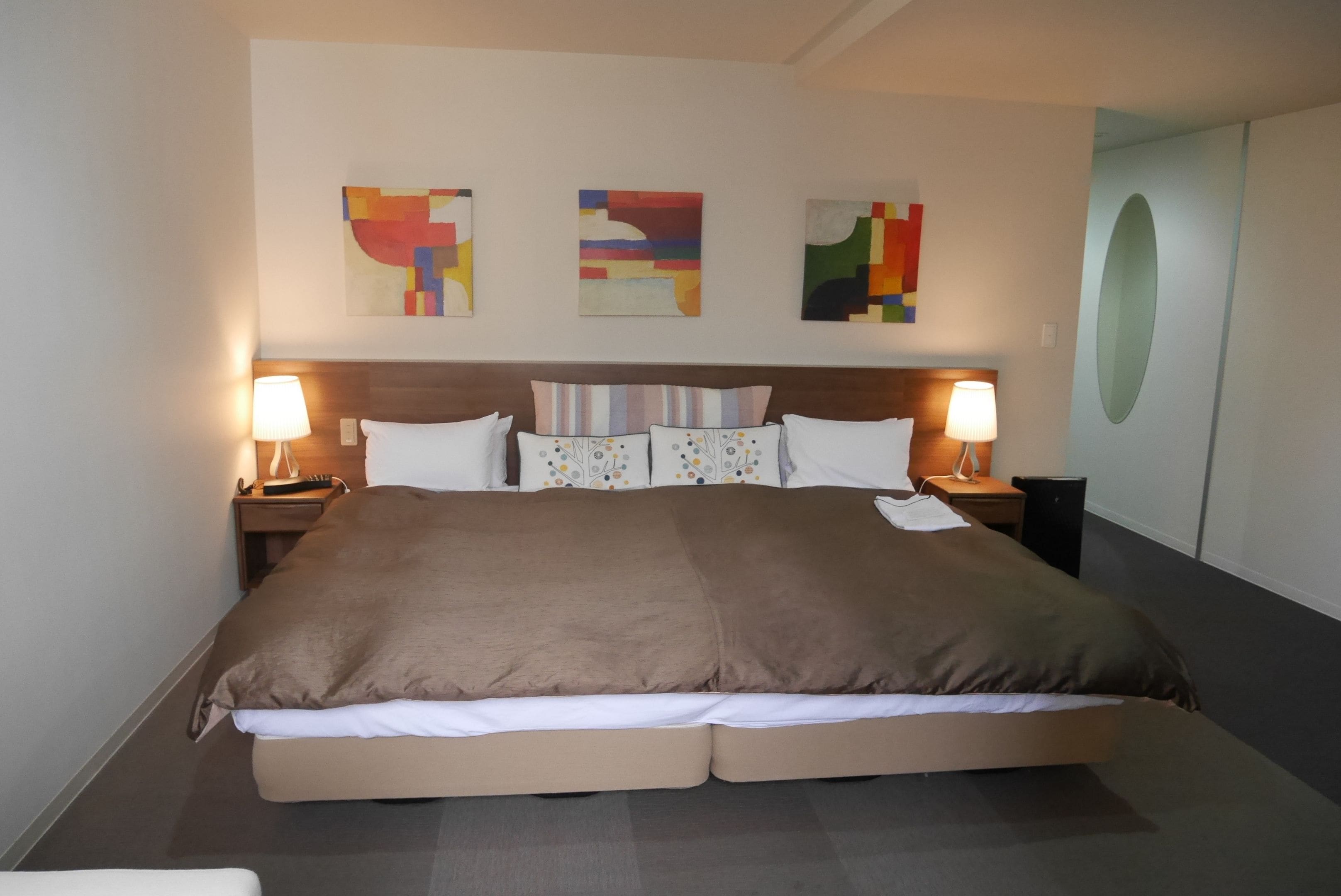 desk, blackout curtains, free wifi, bed sheets