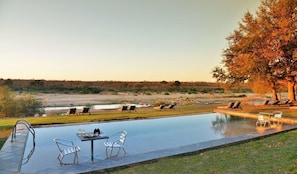 Pool - Mjejane River Lodge (Nkomazi)