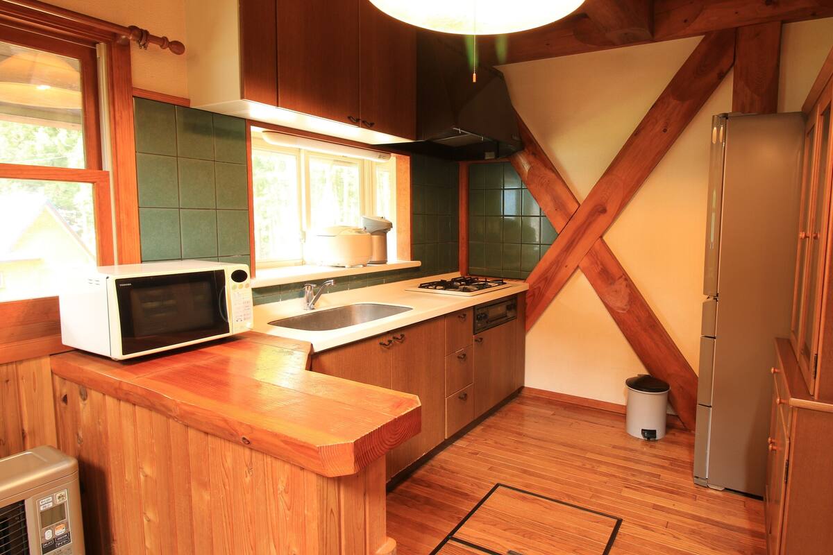 Private kitchen | Microwave