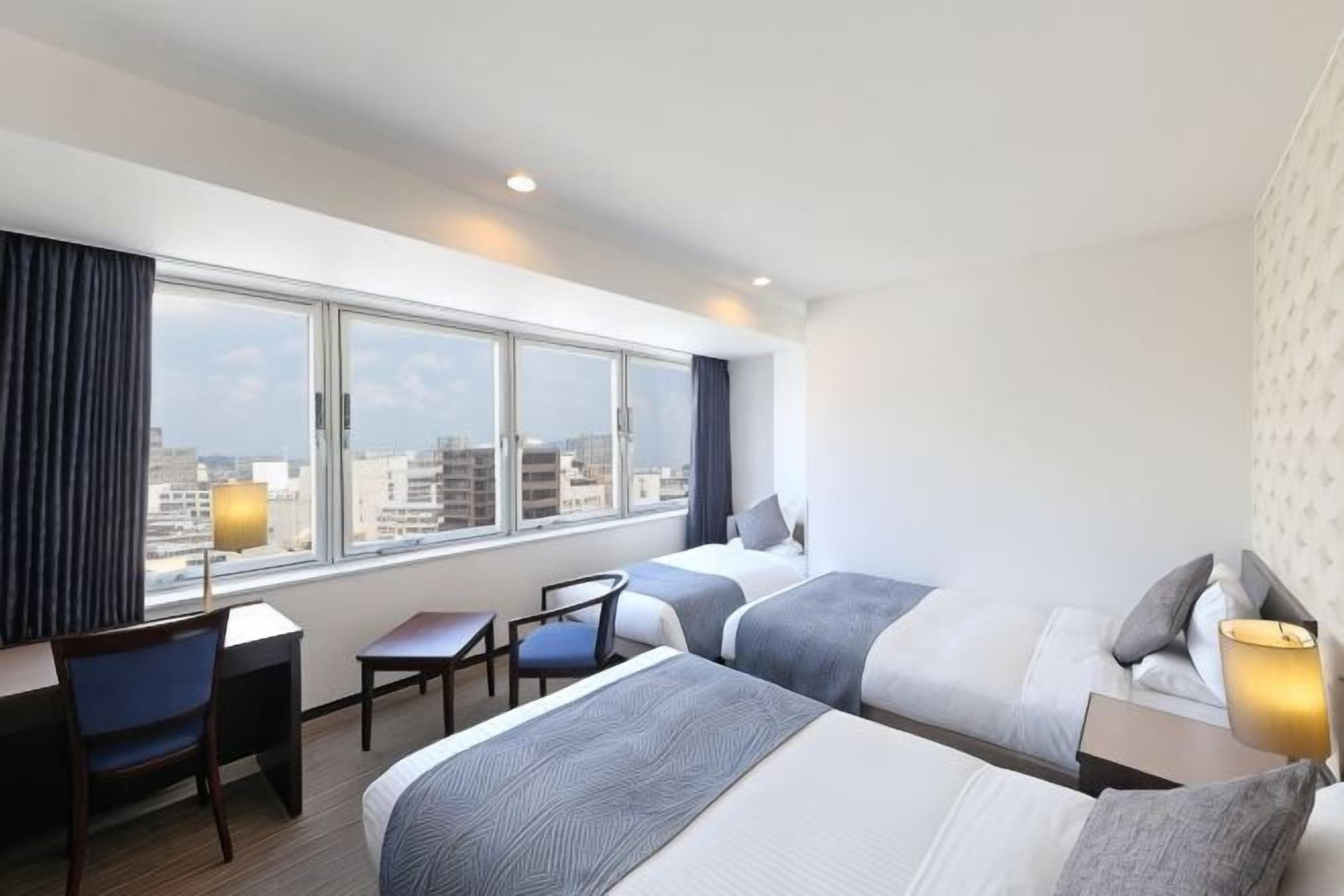 Desk, free WiFi, bed sheets