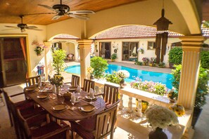 Villa luxueuse, 5 chambres, piscine privée | Terrasse/patio