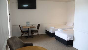 Classic Twin Room, 2 Single Beds