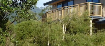 Ribbonwood Retreat