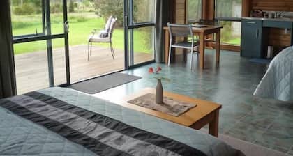 Ribbonwood Retreat