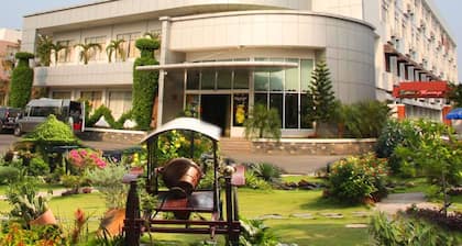 Cuu Long Hotel