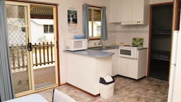 2 bedrooms, desk, laptop workspace, cots/infant beds