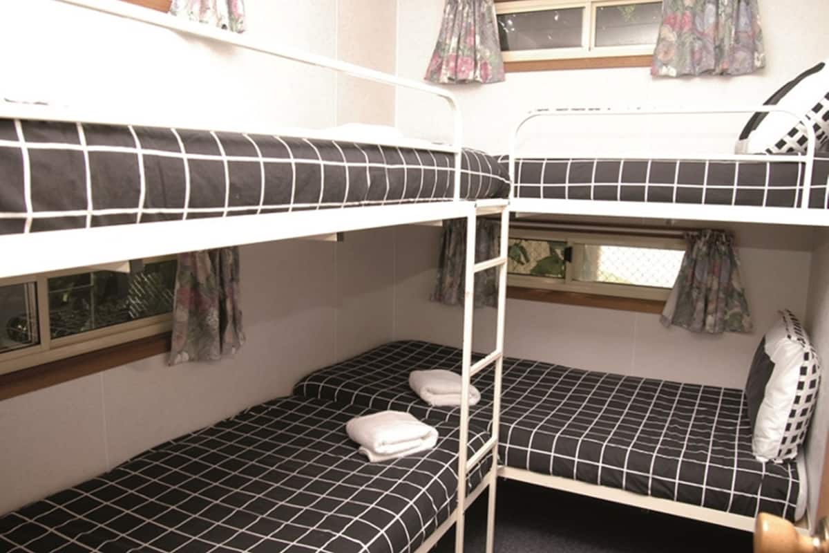Casa de campo conforto, 2 quartos, para não fumantes | Escrivaninha, espaço de trabalho para notebook, berços (sobretaxa)