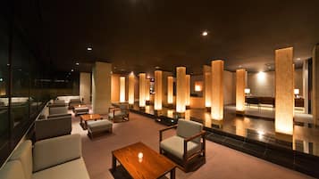 Lobby-Lounge