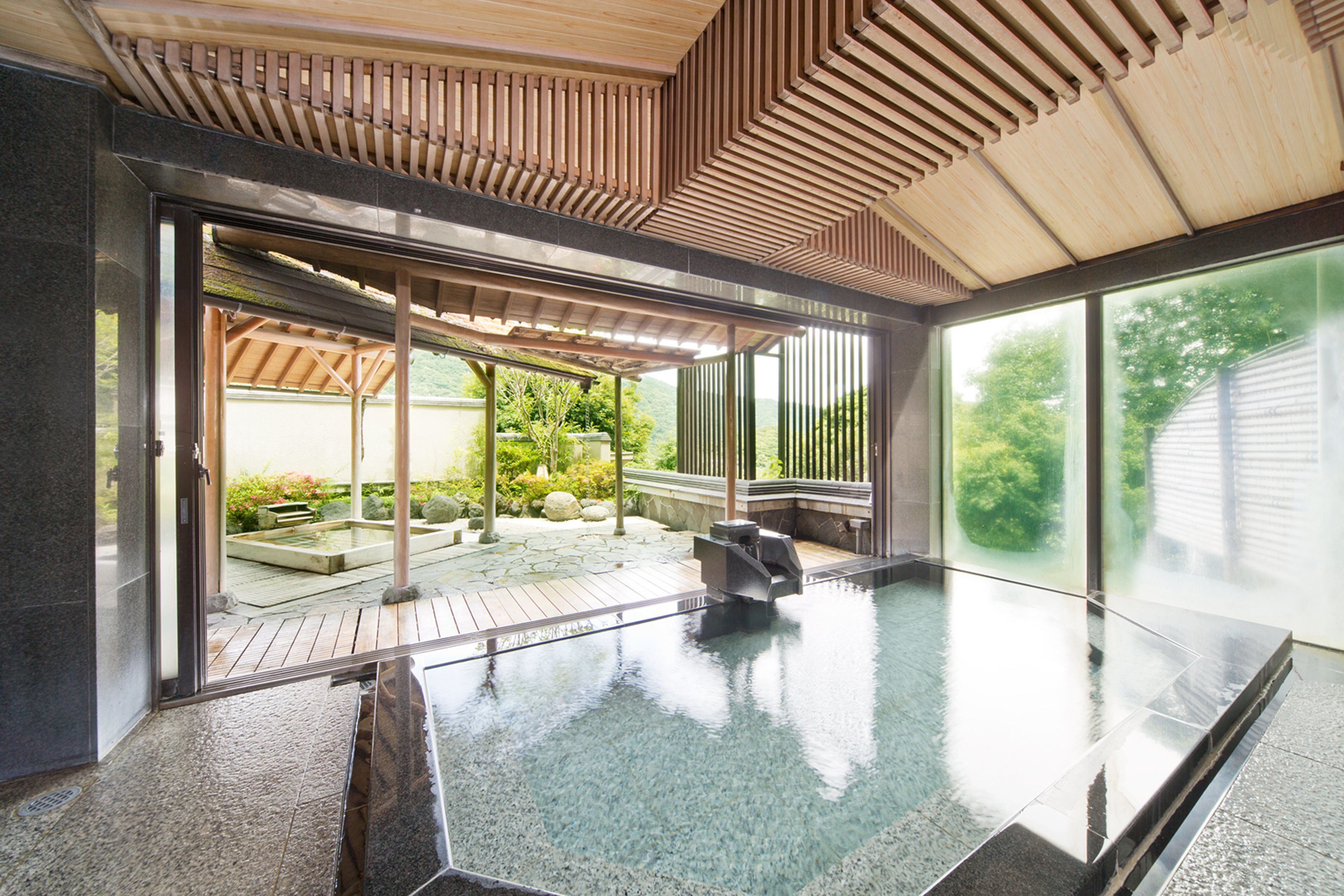 Bain à remous intérieur