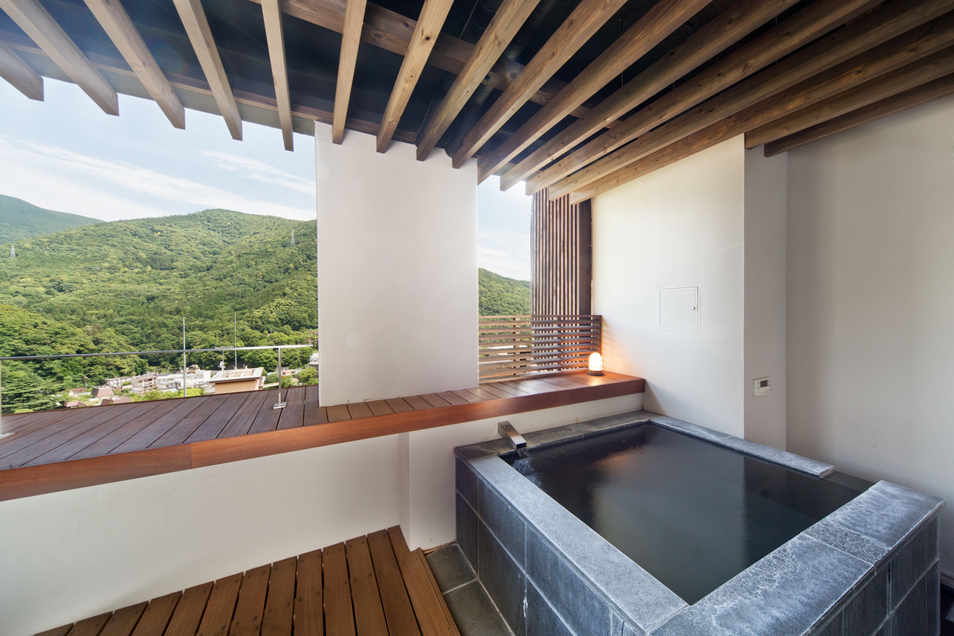 [Adult Only] Luxury Tower Deluxe Twin Room with Open-air Bath Non-smoking | In-room safe, soundproofing, free WiFi, bed sheets