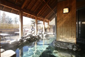 Hot springs - Tateshina Tokyu Hotel (Chino)