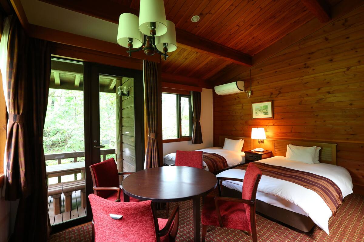 standard cottage, non smoking | 1 bedroom, in-room safe, desk, cots/infant beds