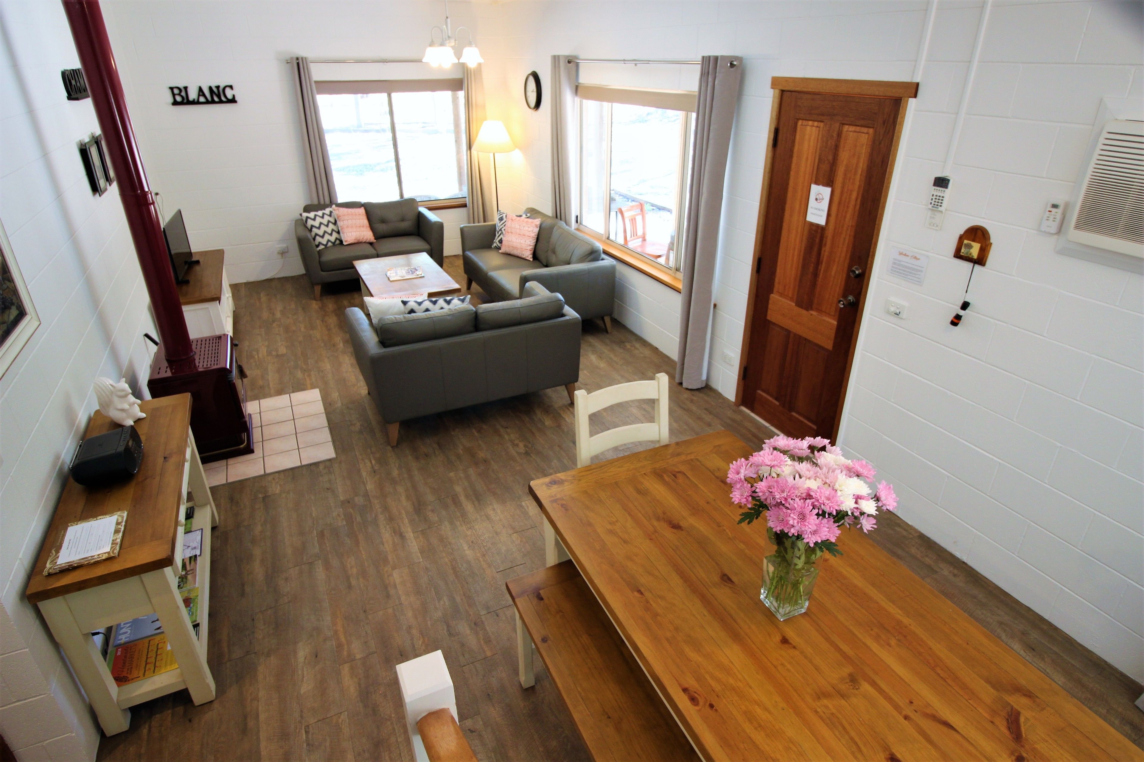 Woodlane Cottages — image 10