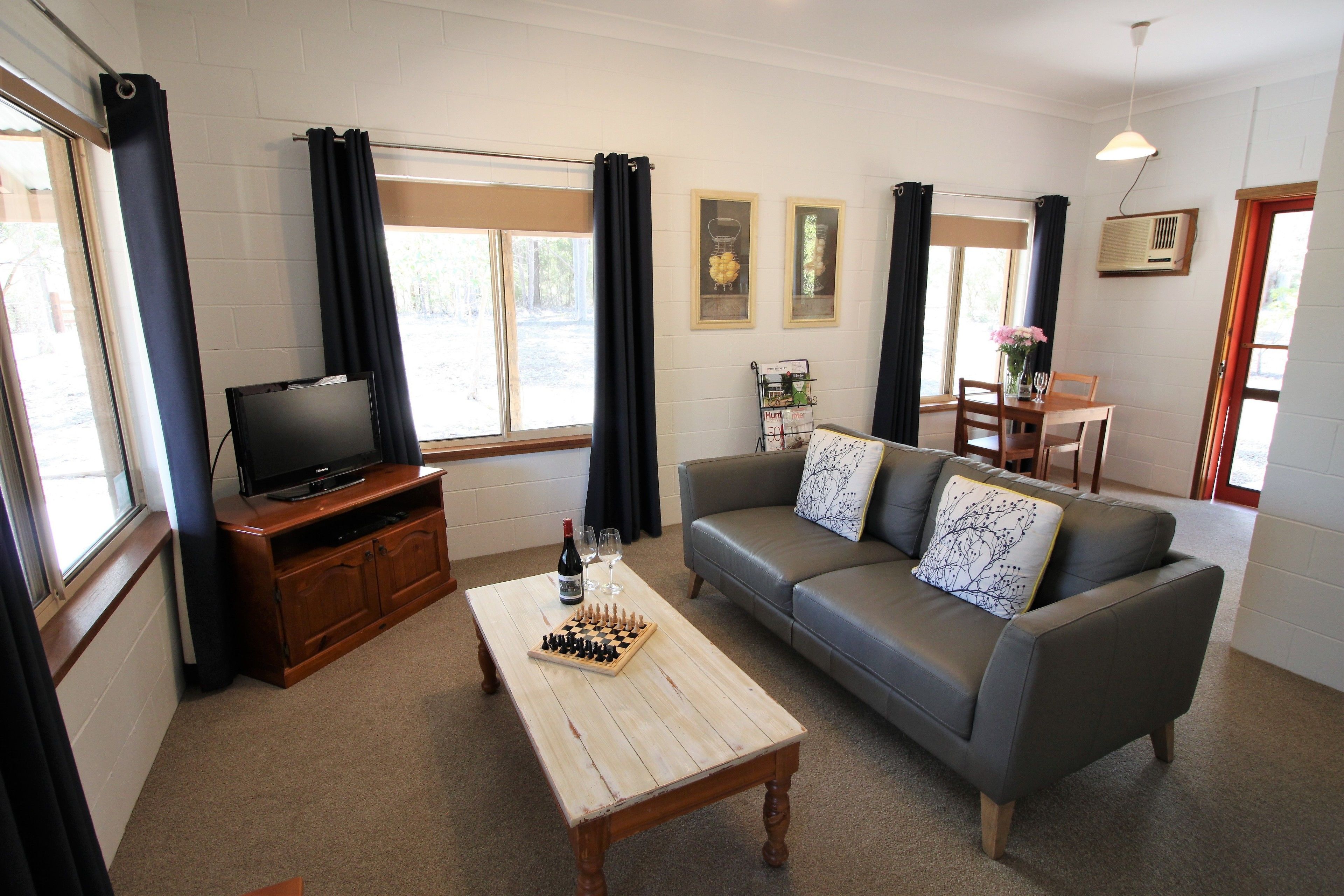 Woodlane Cottages — image 15