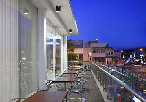 Amaris Hotel Embong Malang - Surabaya