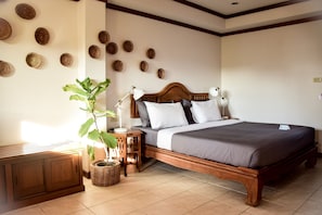 Superior Room, 1 Bedroom | Peti besi dalam bilik, katil bayi/kot (percuma)