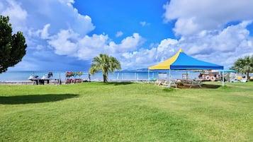 Children's play area - outdoor