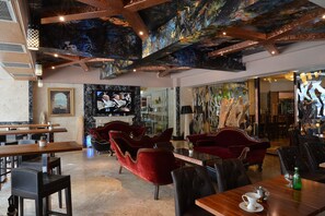 Bar (in der Unterkunft)