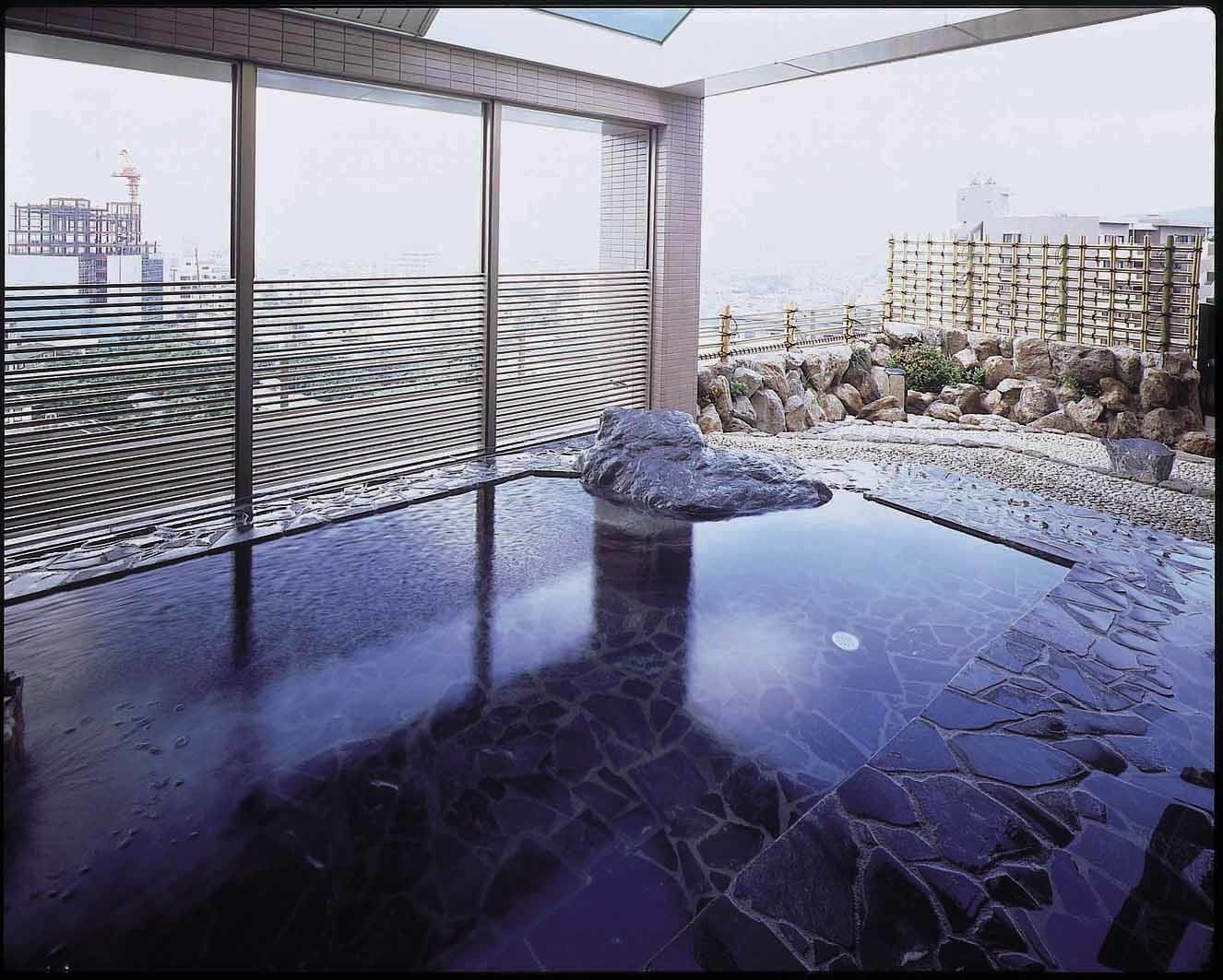 indoor pool, a natural pool