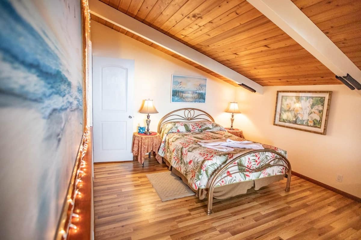 Ocean Vista Suite, 2 Queen Beds, Private Bathroom & Kitchen, Lanai | 1 bedroom, Egyptian cotton sheets, premium bedding