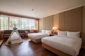 Habitació familiar | Cobrellits, cortines opaques i habitacions insonoritzades 