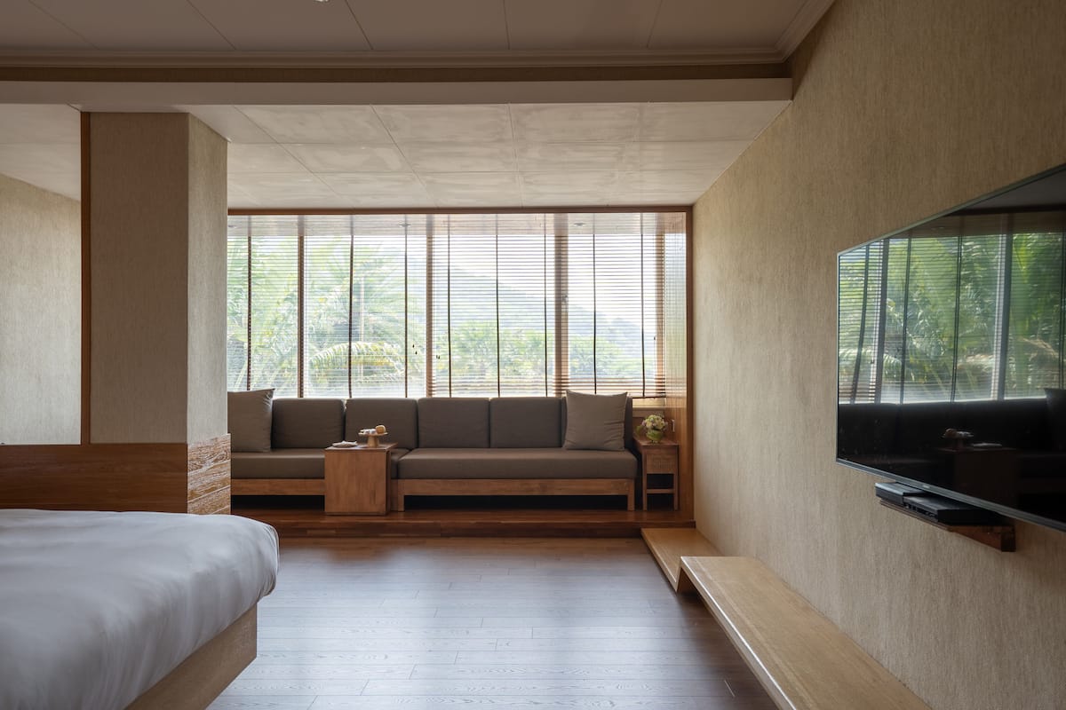 Habitación doble, vista a la montaña | Edredón, cortinas blackout, insonorización y cunas gratuitas