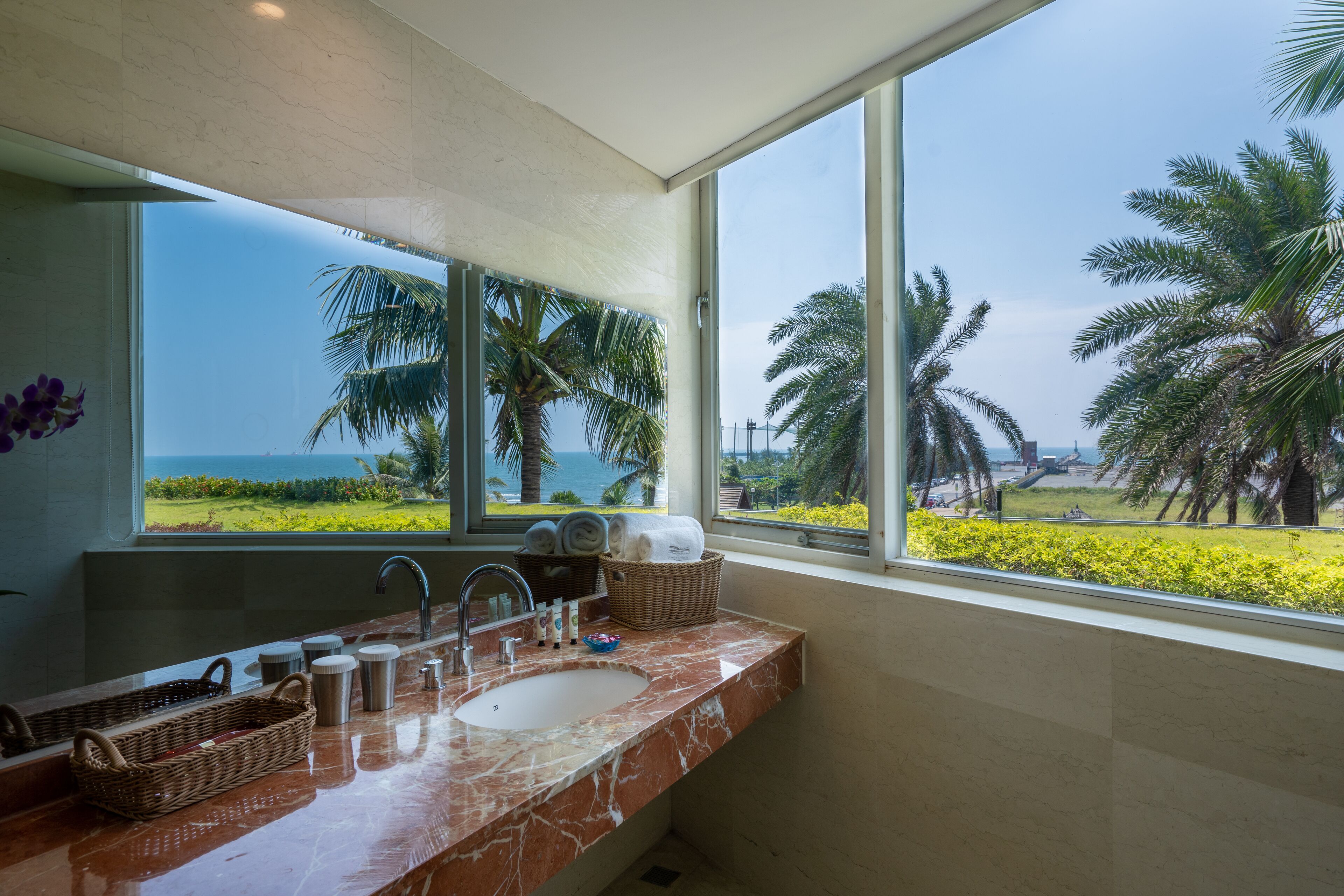 double room, sea view | bathroom | hair dryer, slippers, towels, toilet paper