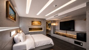 ห้องพรีเมียร์ (Breakfast included) | เครื่องนอนระดับพรีเมียม, เตียงพร้อมฟูกเสริมที่นอน, มินิบาร์ฟรี