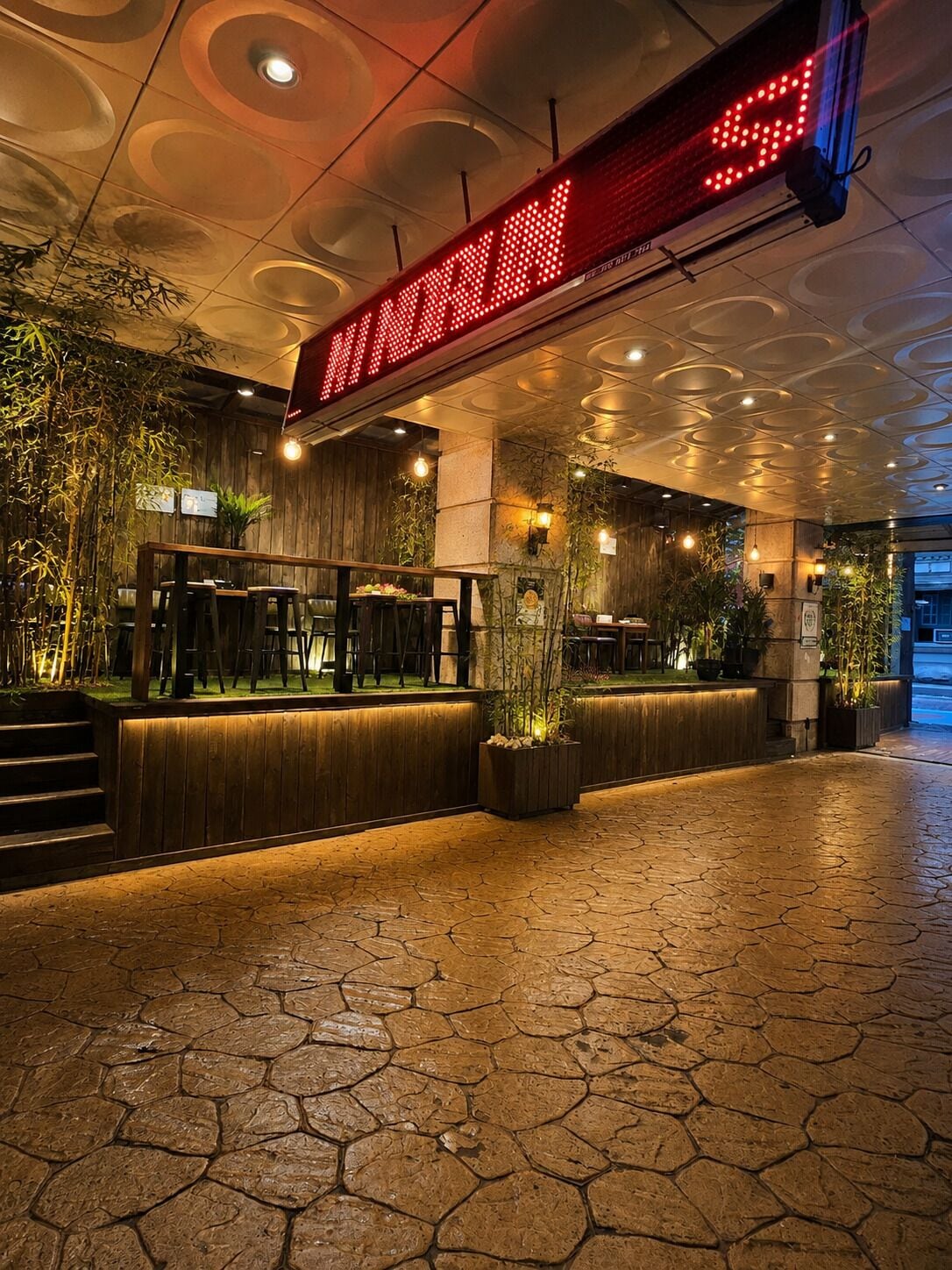 Photo - Friendly DH Naissance Hotel by Mindrum Group