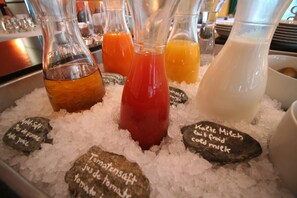 Desayuno buffet incluido todos los días