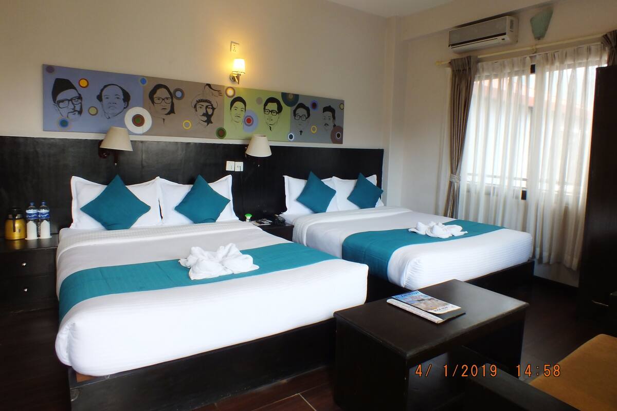 1 bedroom, premium bedding, in-room safe, desk