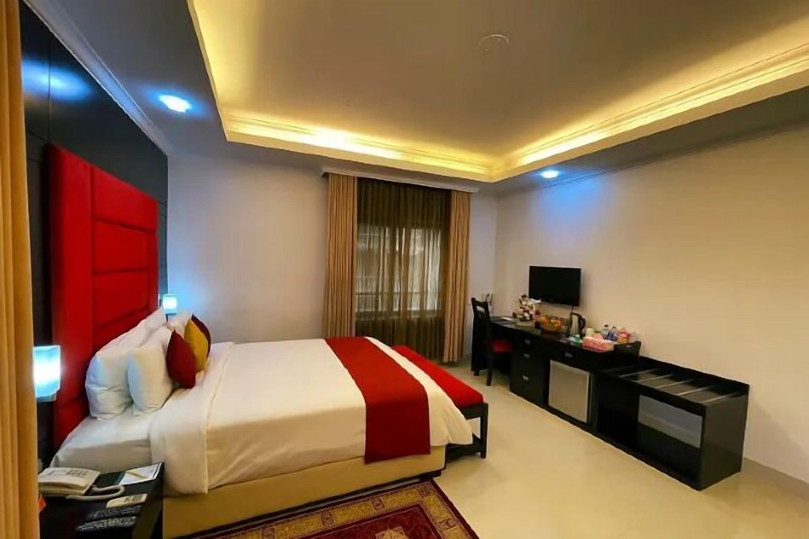 Ropa de cama hipoalergénica, edredón, camas con pillow-top y minibar 