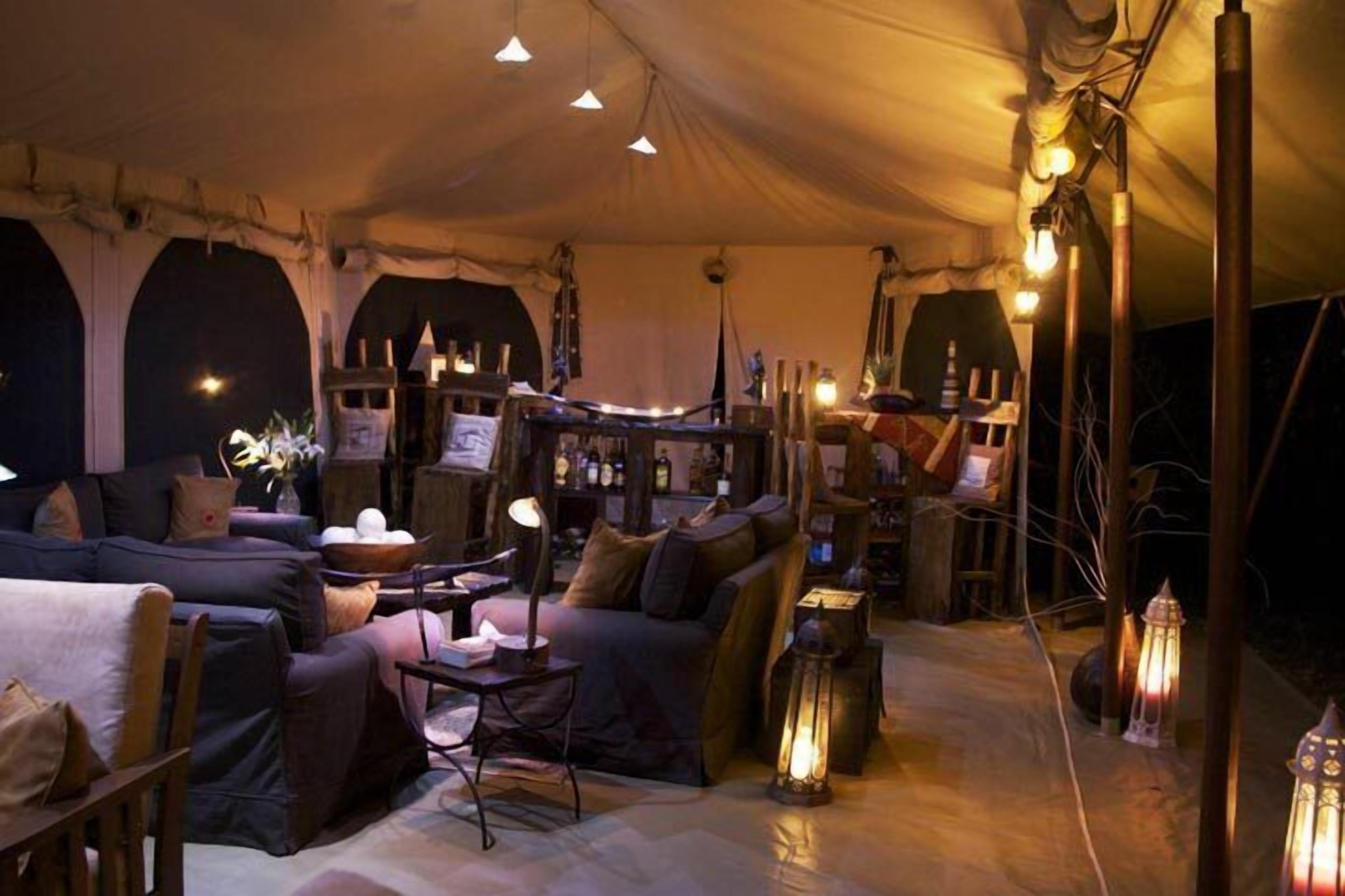 ロビー応接スペース