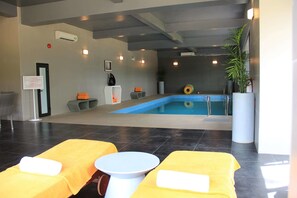 Piscine couverte