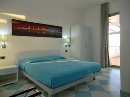 Quarto casal panorâmico, 1 quarto, suíte, vista para o mar | Roupas de cama premium, edredons de pluma, frigobar, cofres nos quartos