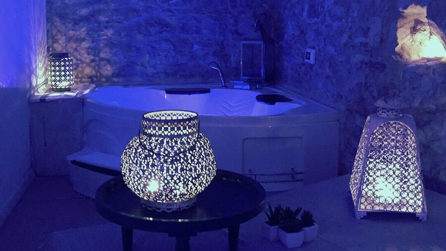 Only for two Giumbabulla Home and spa