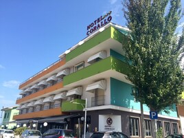 Fachada de la propiedad