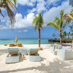 Garden Jungle Double Room | Beach/ocean view