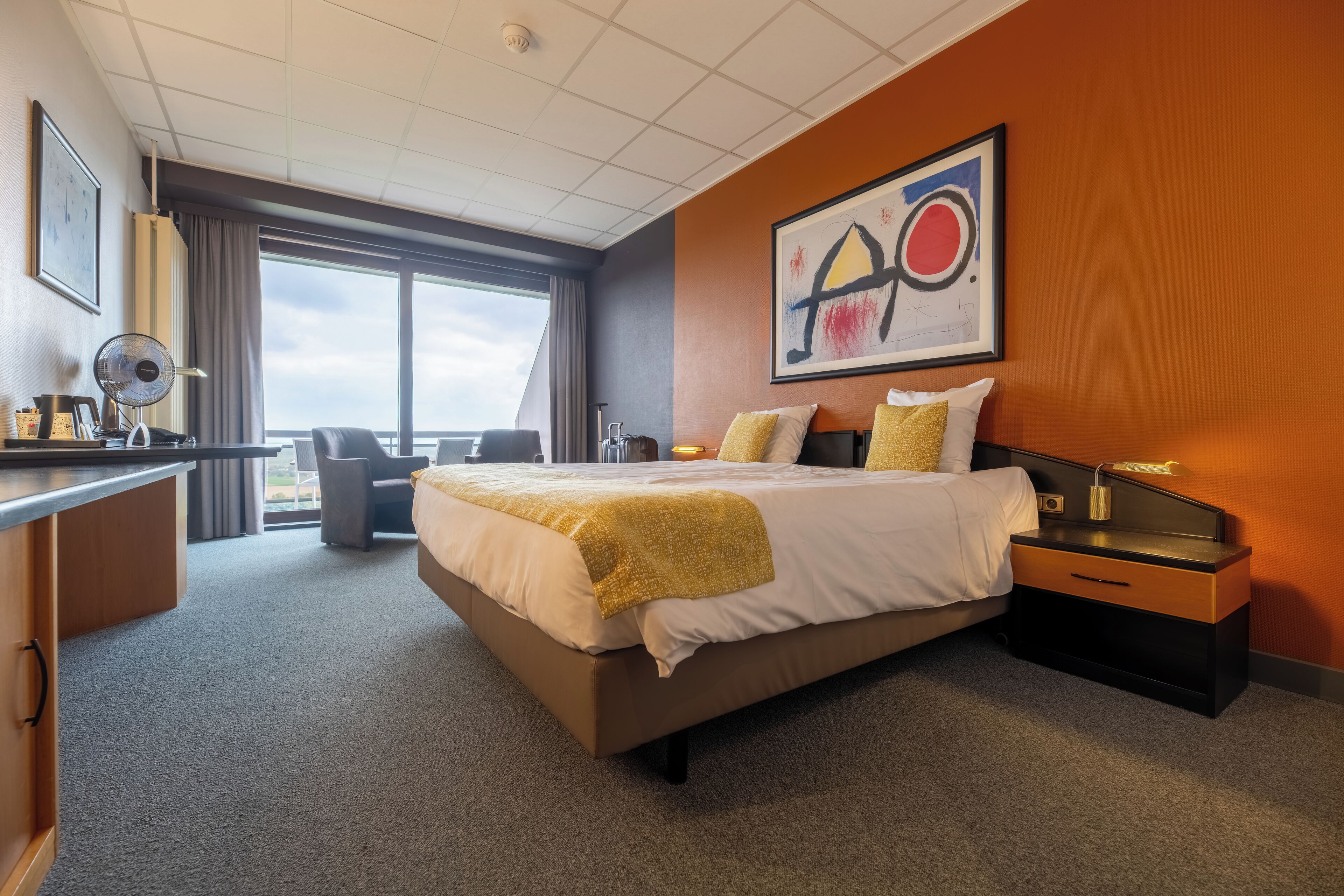 Klassieke kamer, 1 queensize bed | Een kluis op de kamer, geluiddichte muren, gratis wifi, beddengoed