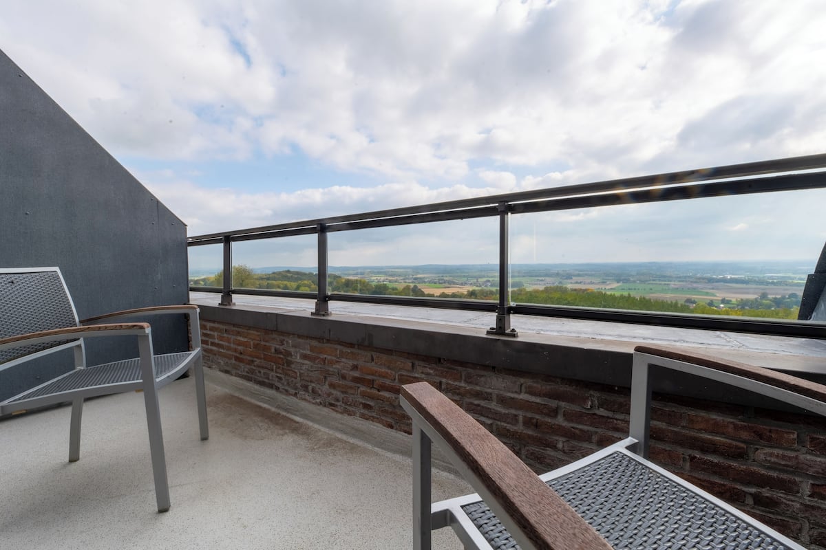 Familiekamer, Meerdere bedden | Een kluis op de kamer, geluiddichte muren, gratis wifi, beddengoed