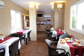 Free daily buffet breakfast - Comfort Elite Hotel Sultanahmet (Istanbul)