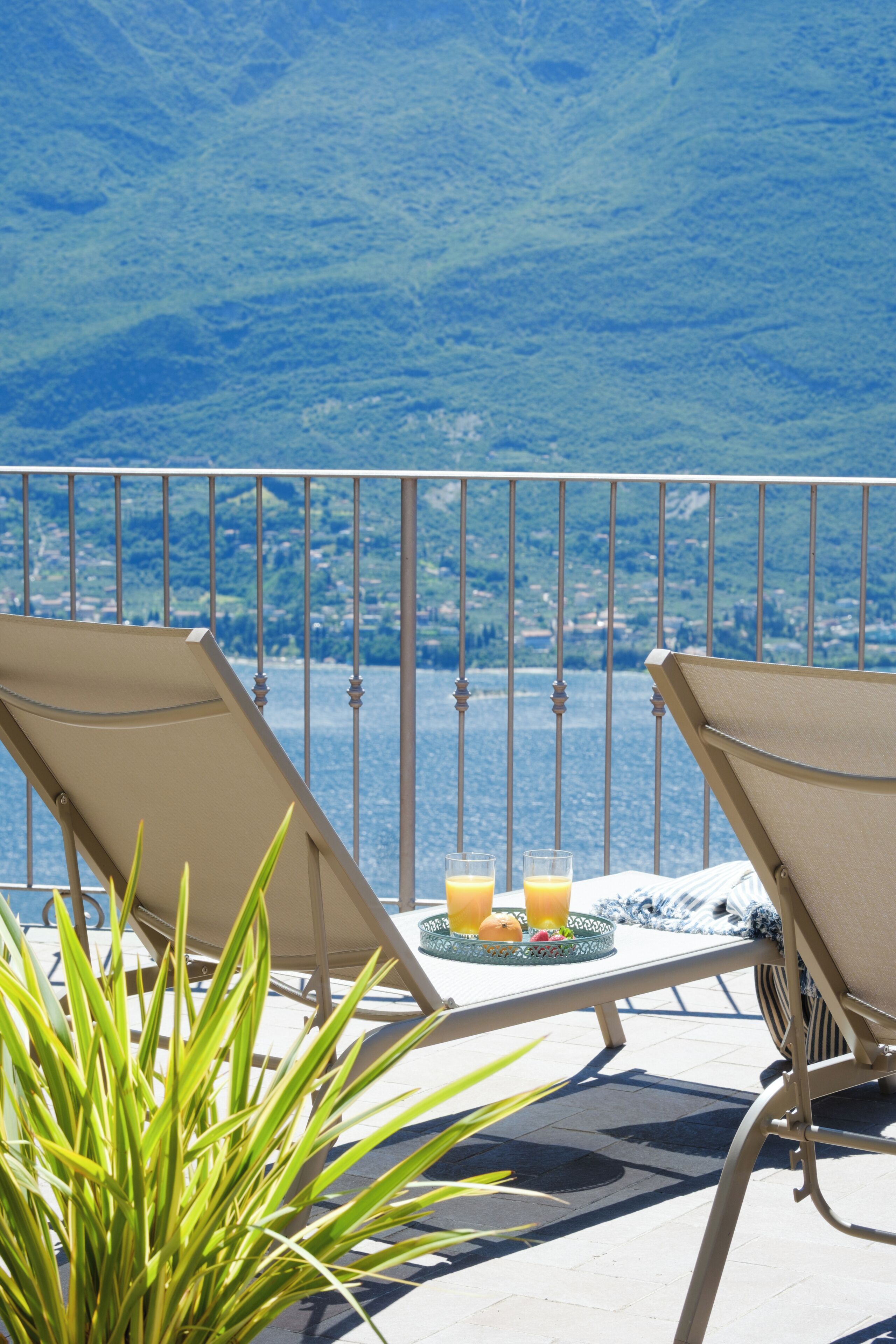 Suite Junior, terrazzo, vista lago | Vista dalla camera