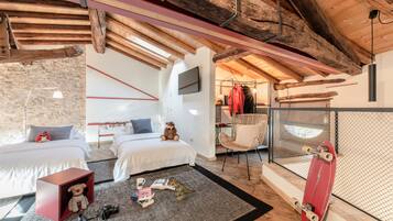 Cubrecamas, wifi gratis y ropa de cama