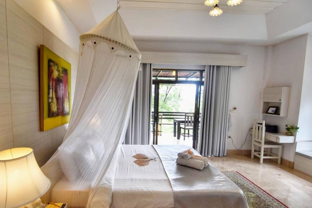 Suite, vue jardin