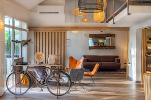 Kawasan tempat duduk lobi