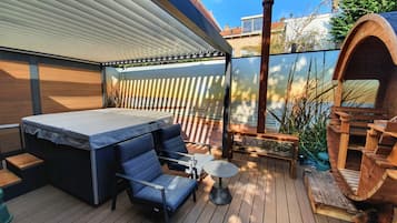 Bastu och bubbelpool