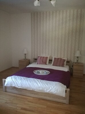 Superior Apartment, 1 Bedroom, Kitchen, River View