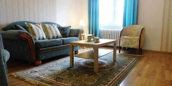 Superior Apartment, 1 Bedroom, Kitchen, River View | Living area