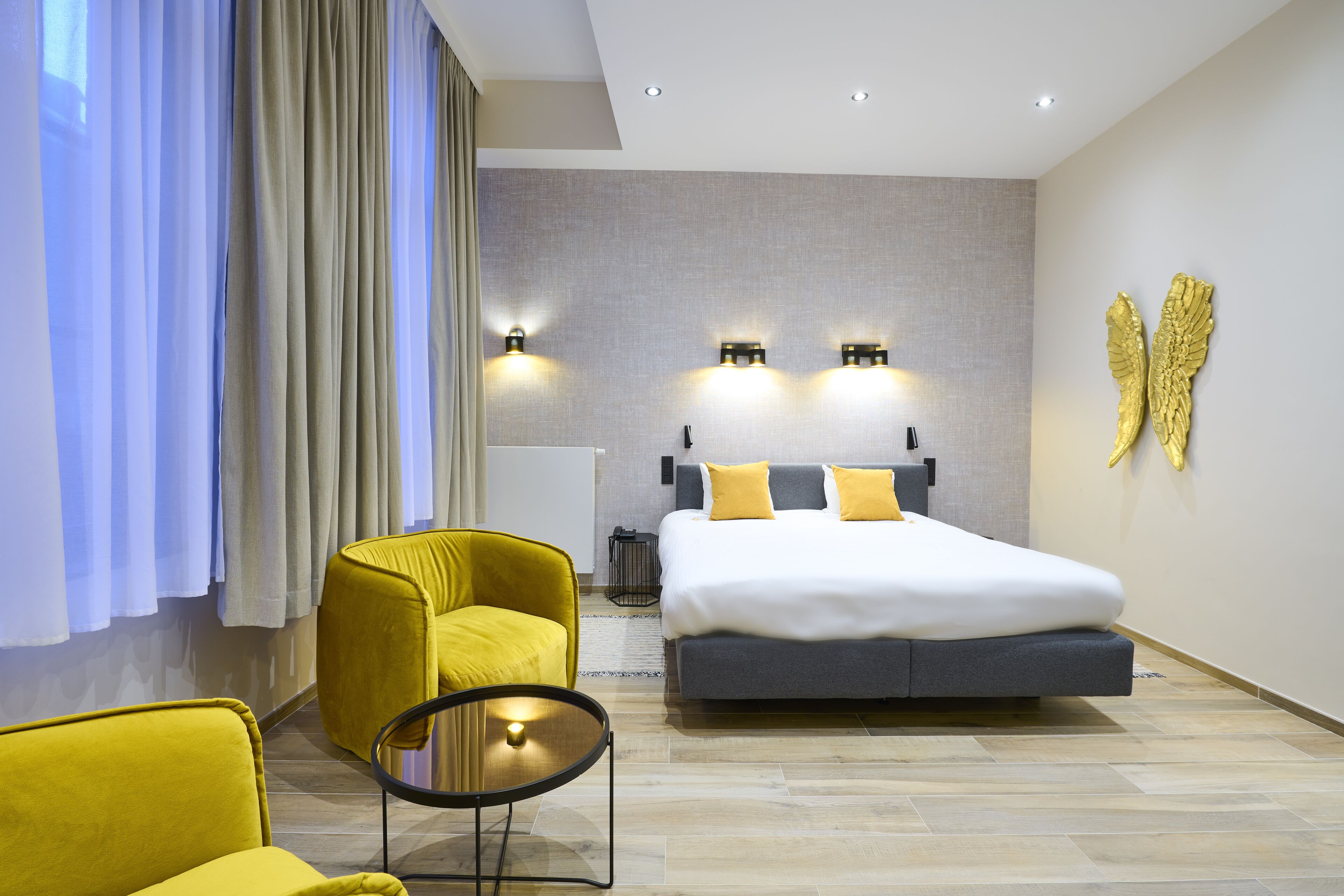 Minibar, soundproofing, free WiFi, bed sheets