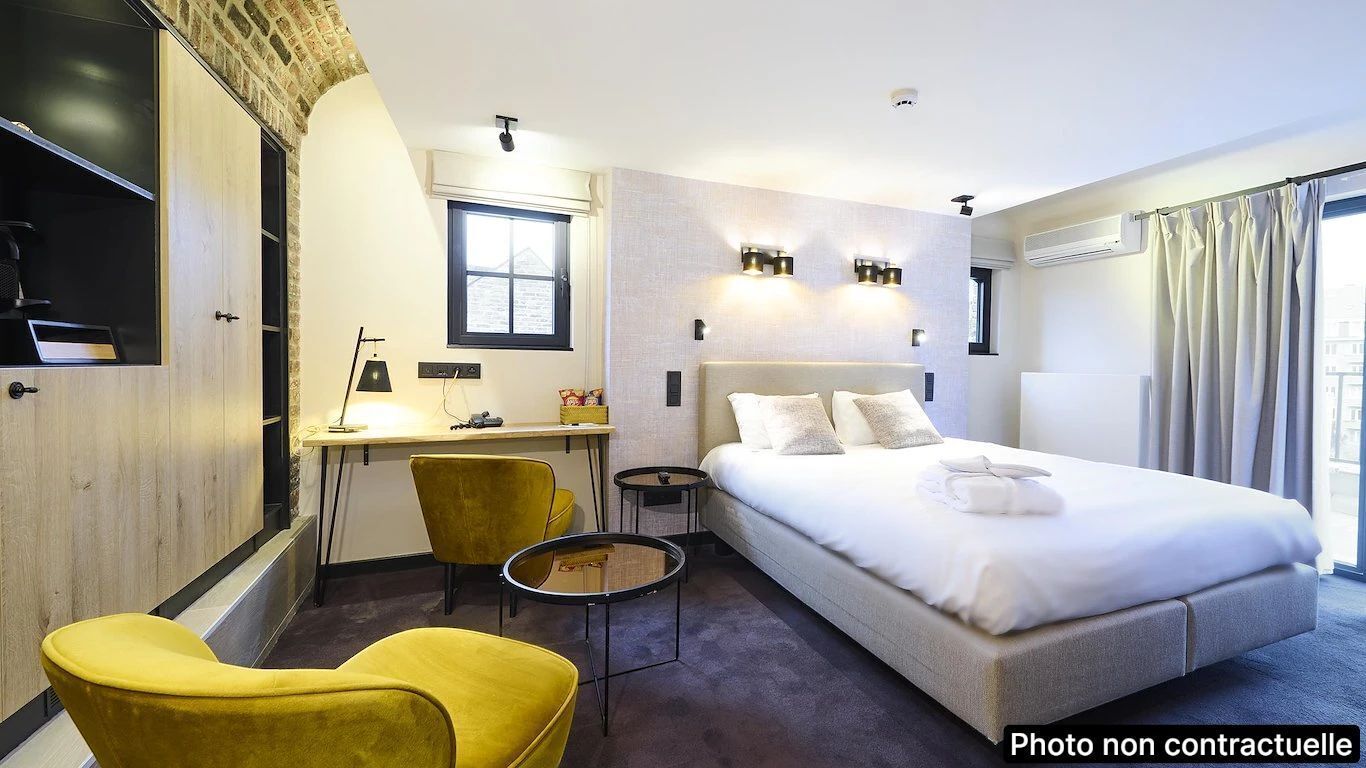 Superior Suite | Minibar, soundproofing, free WiFi, bed sheets